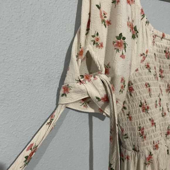 American Eagle Outfitters Summer Dress - Picture 3 of 4